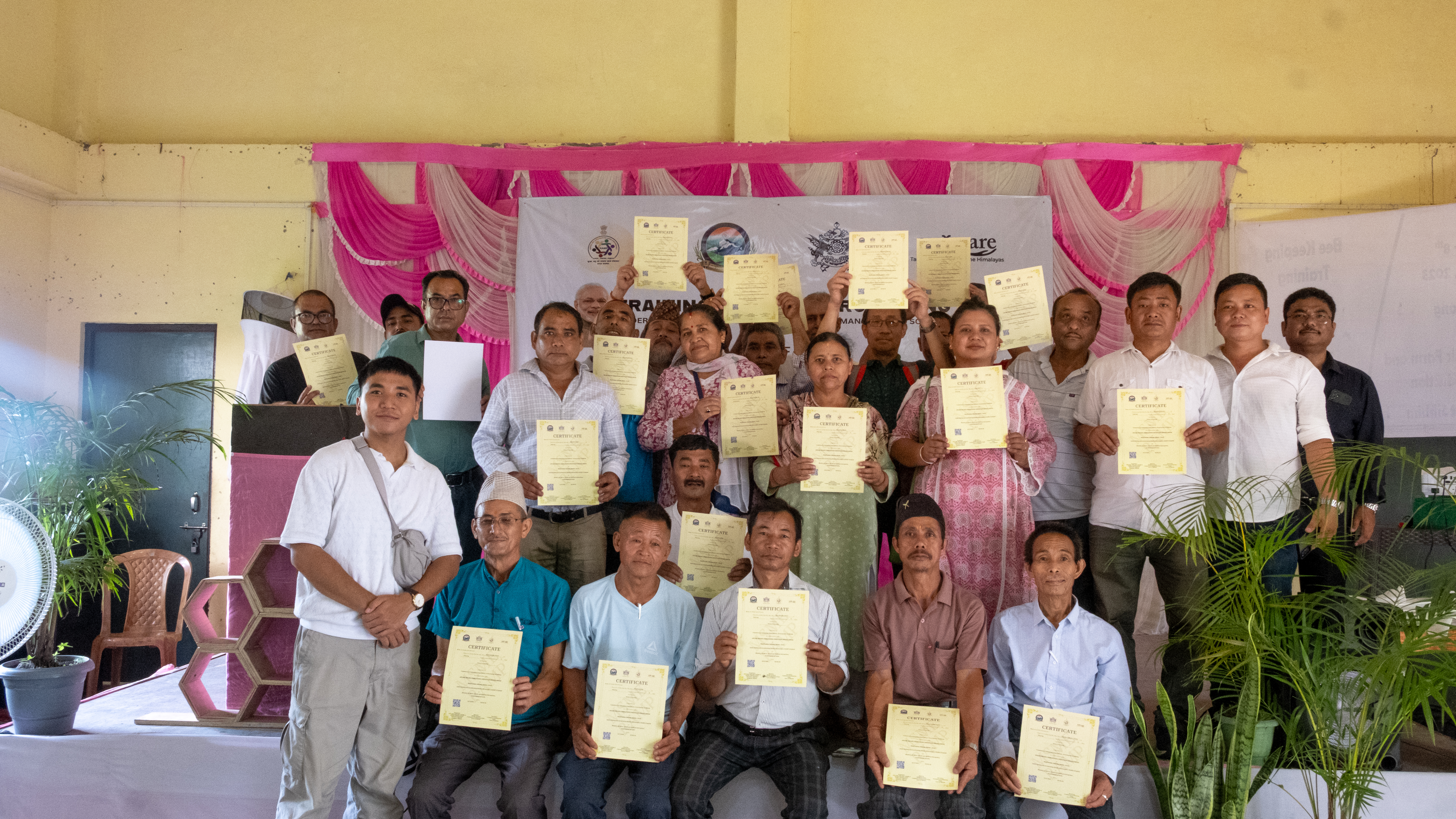 ApiCare beekeeper training session